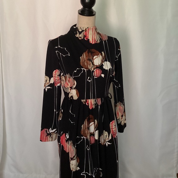 Vintage black and cream floral dress - Picture 5 of 9